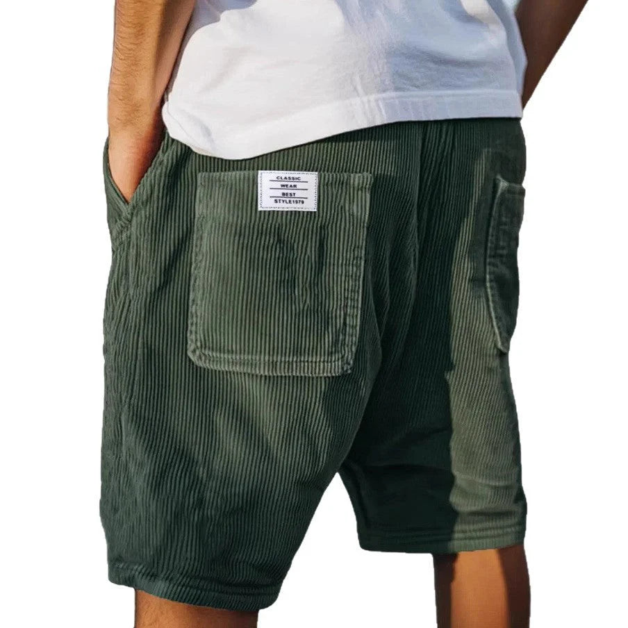 Schicke Shorts aus Samt